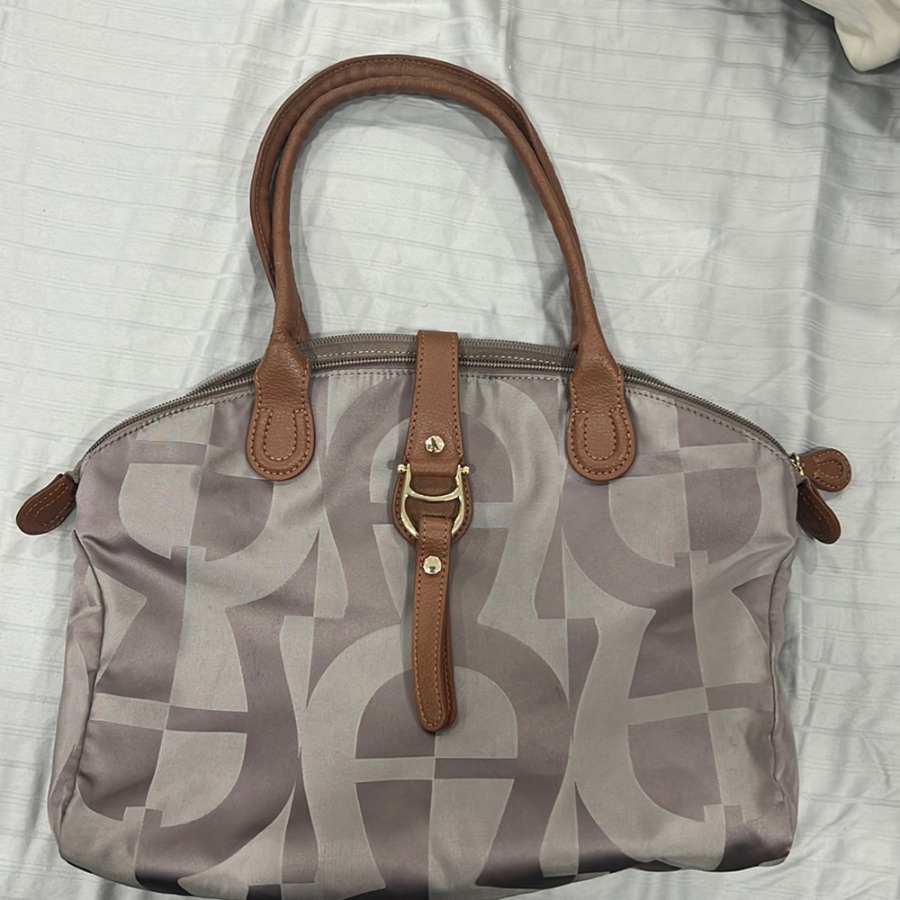 Etienne handbag